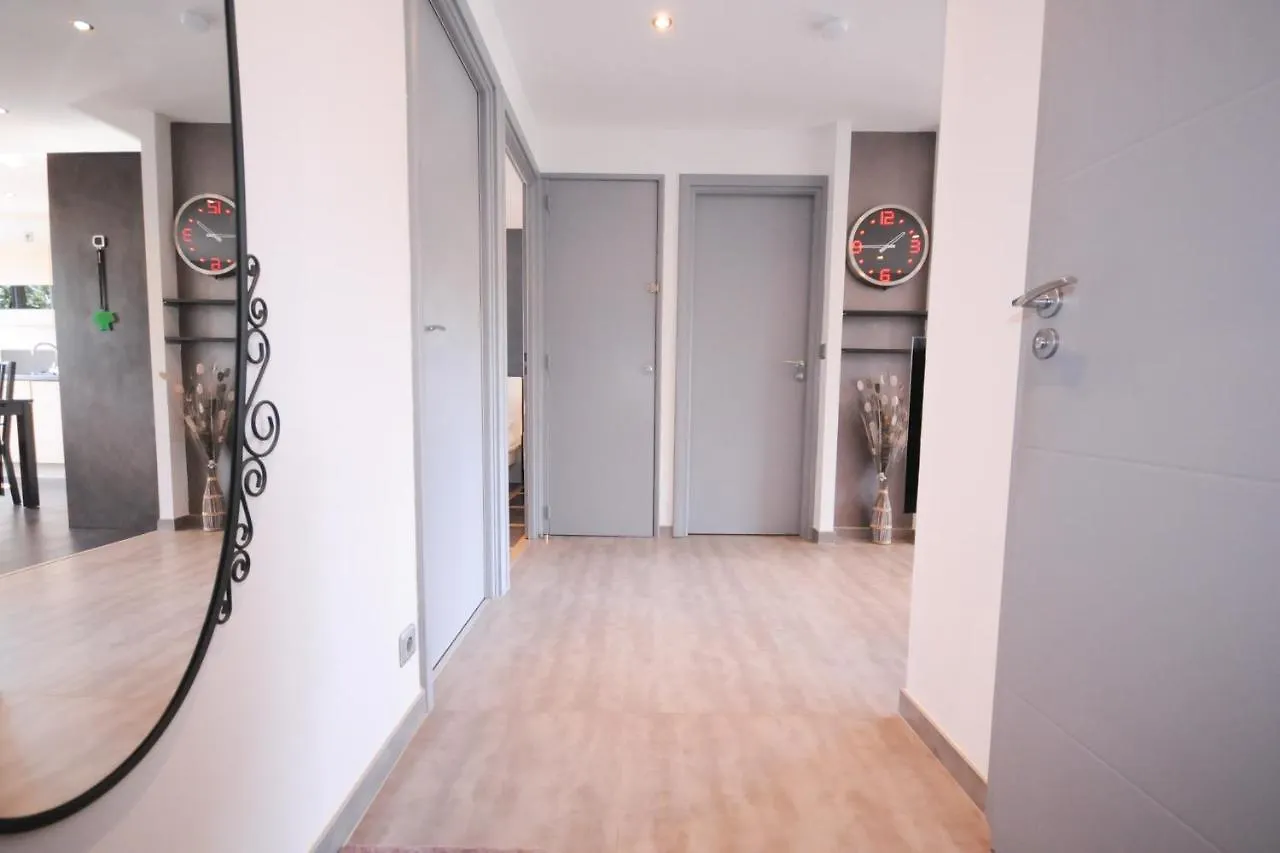 Le Grand Large - Apartment Parking & Balcony By The Lake Modern Bright Annecy