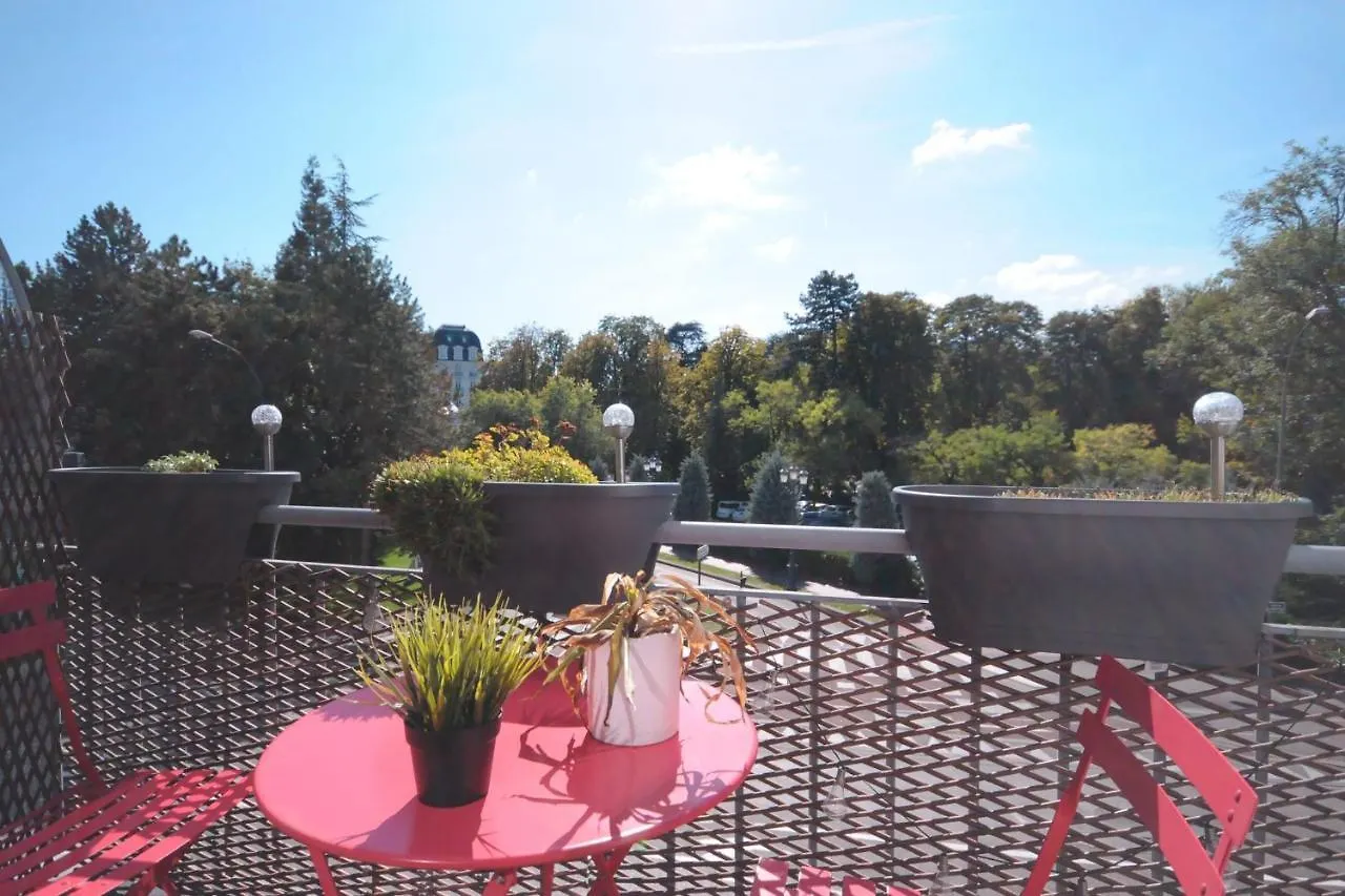 Le Grand Large - Apartment Parking & Balcony By The Lake Modern Bright Annecy 0*,  France