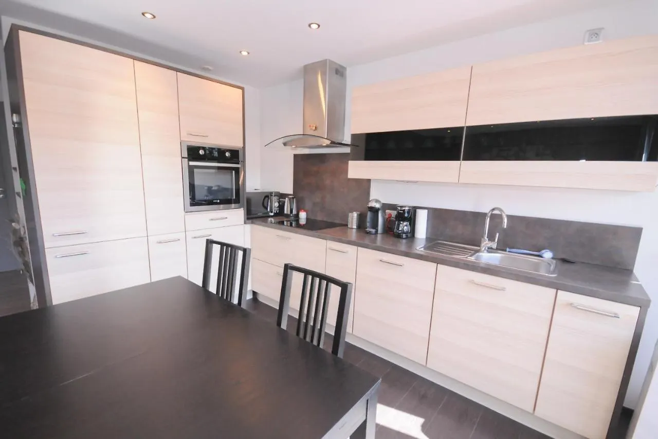 Le Grand Large - Apartment Parking & Balcony By The Lake Modern Bright Annecy